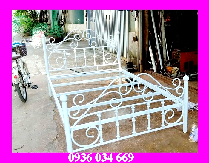 giường sắt đơn 1m2