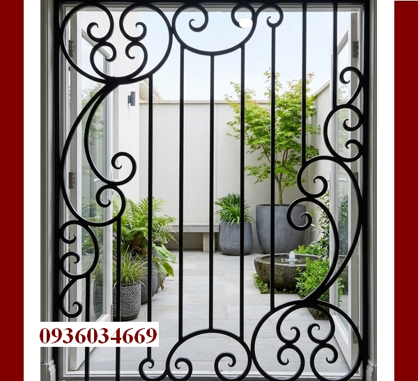 sen hoa cửa sổ sắt đẹp