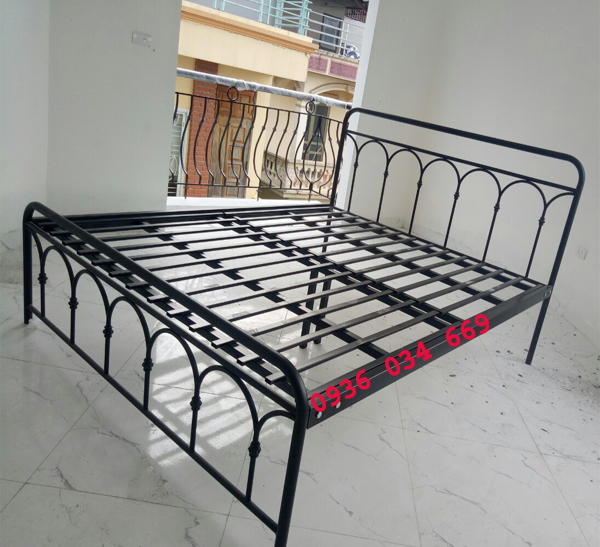 mẫu giường sắt 1m2