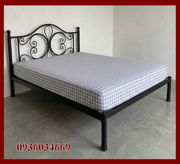 giường sắt đẹp tân cổ điển