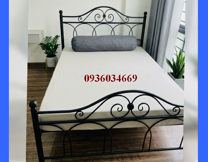 giường sắt tân cổ điển
