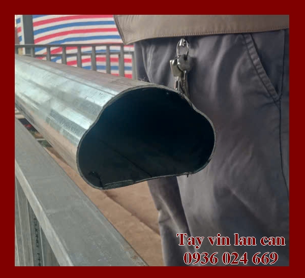 mẫu lan can ban công tay vịn lan can