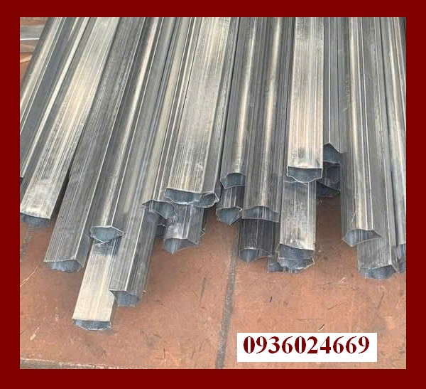 tay vịn ban công sắt nghệ thuật